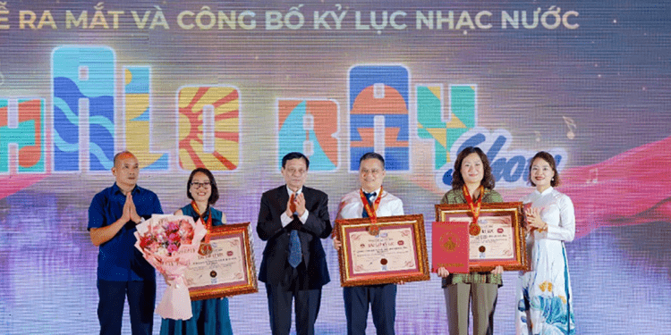 Biểu tượng giải trí mới bên vịnh Di sản