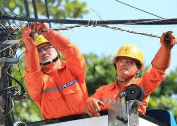 Đề xuất đưa khoản lỗ 44.792 tỉ đồng của EVN vào giá điện