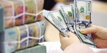 Fed rate cut offers Vietnam room to stabilise currency and economy