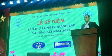 Hơn 20 năm từ hộ chăn nuôi bò sữa đến thương hiệu sữa của nông dân Ba Vì