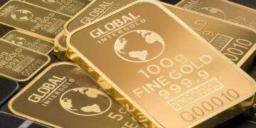 I buy a mace of gold monthly for savings: Is it taxed as speculation?