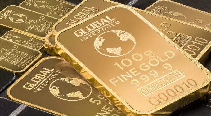 I buy a mace of gold monthly for savings: Is it taxed as speculation?