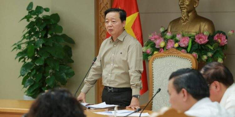 Kinh tế, xã hội và môi trường sẽ đặt ngang hàng