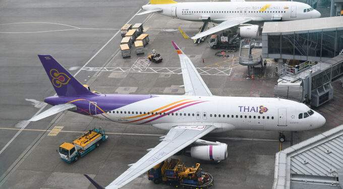 Make Thai Airways fully private, former director urges