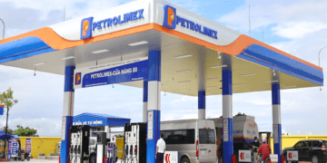 Petrolimex sáp nhập, giảm đầu mối để mỗi tỉnh, thành phố chỉ còn một công ty thành viên