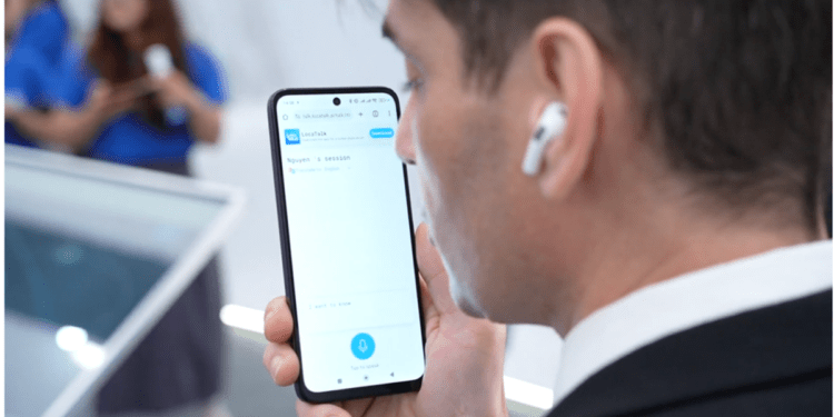 Startup Việt ra mắt LocaTalk: cho AirPods giao tiếp đa ngôn ngữ