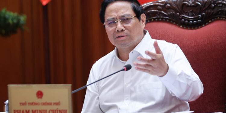 Tập trung đầu tư công cho các dự án xoay chuyển tình thế, chiến lược