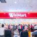 WinMart thu hút đông đảo khách hàng với chương trình giảm giá hàng thiết yếu dịp khai trương.