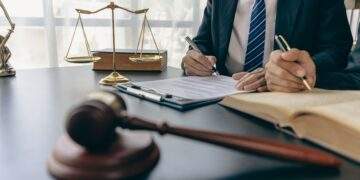 Tòa bác toàn bộ yêu cầu khởi kiện Manulife của nguyên đơn