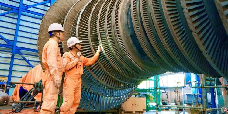 10 tháng đầu năm 2015, EVNGENCO3 đảm bảo vận hành ổn định, hiệu quả