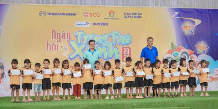 Binh Minh Plastics and SCG bring clean water and warm Mid-Autumn Festival to Dong Nai