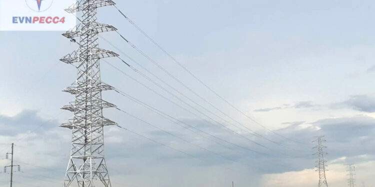 Đẩy nhanh tiến độ cụm dự án truyền tải điện phục vụ nhập khẩu điện từ Lào