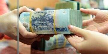Doanh nghiệp Việt chi tiền tỉ tuyển người giỏi