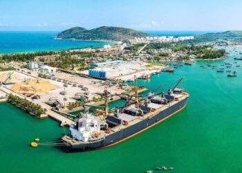 'Doanh nhân Quảng Ngãi, trở về để cùng vươn xa'