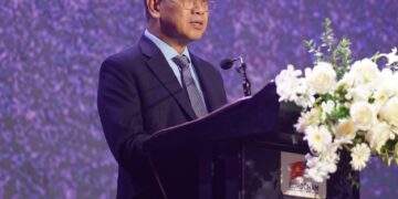 Ông Nguyễn Văn Dũng, Phó Chủ tịch Ủy ban nhân dân TP. Hồ Chí Minh phát biểu tại lễ trao giải. Ảnh: EuroCham.