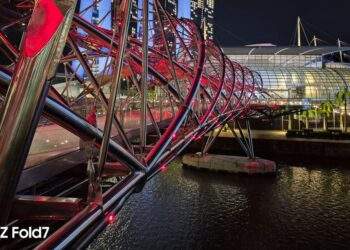 Galaxy Z Fold7 - mang theo nhẹ hơn, làm được nhiều hơn