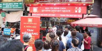 Giá vàng SJC tăng 94%, trở thành kênh đầu tư nóng nhất hành tinh và cơn sốt hai giá bùng phát