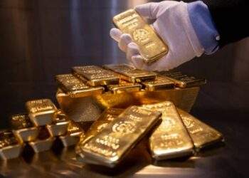 Giá vàng miếng SJC vượt 142 triệu đồng trước giờ G Nghị định 232