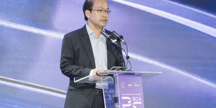 Ông Vũ Quốc Huy, Giám đốc Trung tâm Đổi mới sáng tạo Quốc gia (NIC), phát biểu khai mạc tại sự kiện.