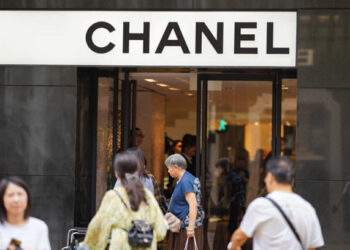 Gold shop fined $2,000 for selling fake Chanel jewelry