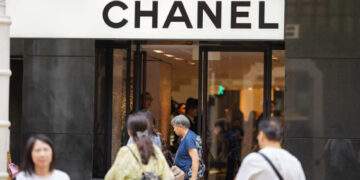 Gold shop fined $2,000 for selling fake Chanel jewelry