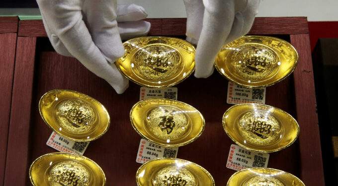 Gold soars past $4,300 as record streak continues