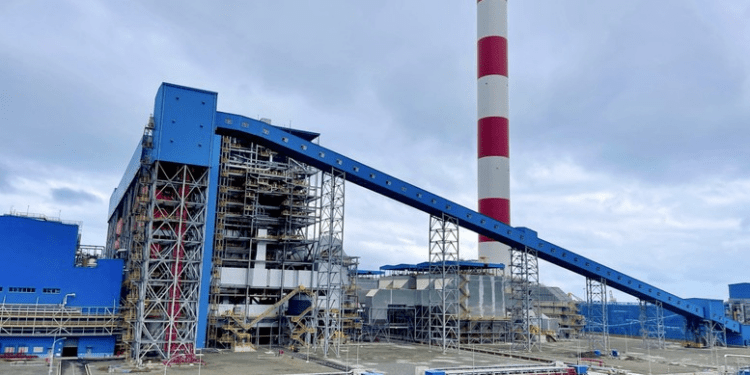 Nhà máy Nhiệt điện BOT Vân Phong 1 của Tập đoàn Sumitomo (Nhật Bản) tại tỉnh Khánh Hòa.