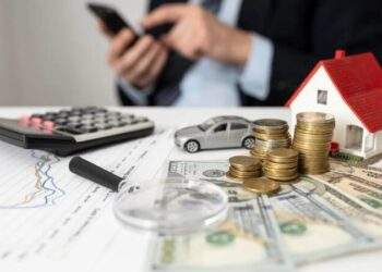 Miệt mài bơm tiền, vàng tăng 76%, bất động sản tăng 90%, lợi nhuận gấp 10 lần tiết kiệm