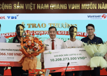 Một ngày, có hai 'tỉ phú' Vietlott mới xuất hiện