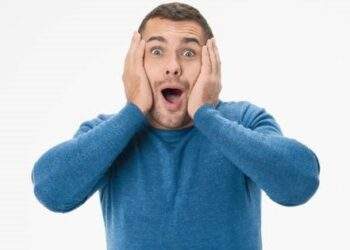 Ngành bất động sản, chứng khoán, ngân hàng tăng trưởng cao so với cùng kỳ, dệt may, hóa chất, F&B phân hóa mạnh