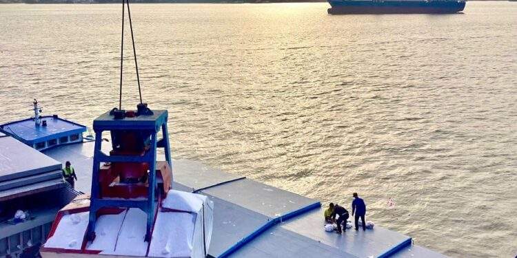 Xuất khẩu đã trở thành điểm sáng trong năm của PVCFC với nhiều thành tích nổi bật.