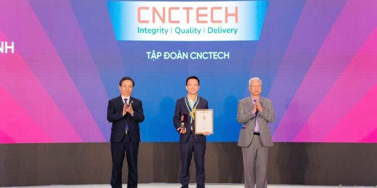 Phát triển công nghiệp bền vững, CNCTech lọt "Top 10 Thương hiệu tăng trưởng xanh" 2025