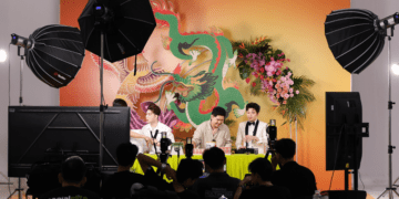 Social elite bridges creativity and commerce in Vietnam's fast-growing social economy