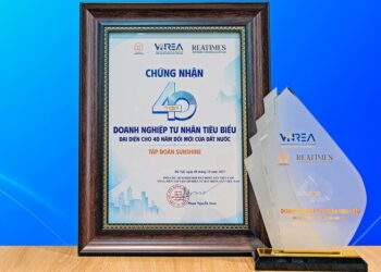 Sunshine Group đạt Top 40 doanh nghiệp tư nhân tiêu biểu kỷ niệm 40 năm Đổi mới