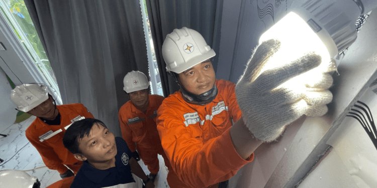 Thử nghiệm giá điện mới từ tháng 10, bất ngờ mức giá 843 đồng/số điện