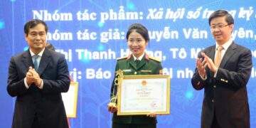Thứ trưởng Bùi Hoàng Phương: Báo chí phải khơi dậy niềm tin, đánh thức khát vọng đổi mới sáng tạo