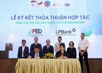 Vietnamese firms push digitalisation and sustainability under twin transition