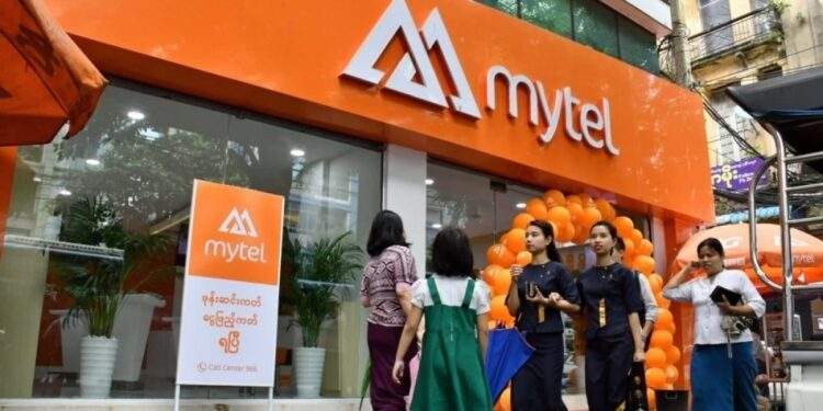 Vietnamese investors pour nearly $847 million into overseas markets in nine months