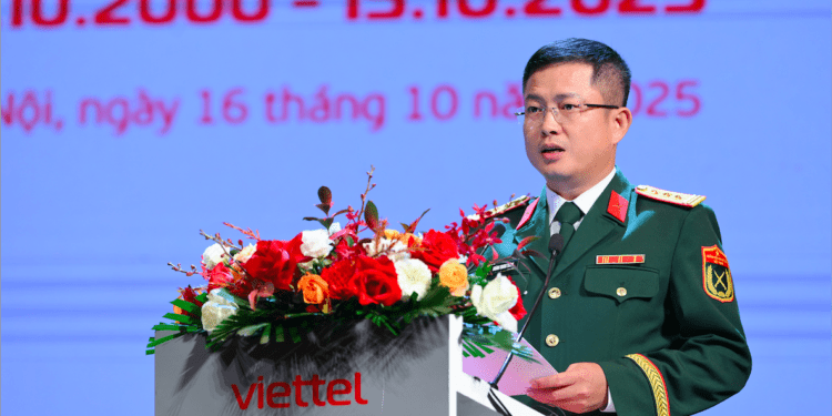 Tổng Giám đốc Viettel Telecom Hoàng Trung Thành.