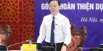 Phó Chủ nhiệm Ủy ban Khoa học, Công nghệ và Môi trường Trần Văn Khải phát biểu tại hội thảo.