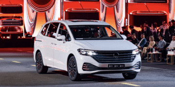 Xe Đức đấu xe Nhật, bất ngờ mang tên Volkswagen