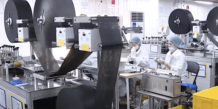 12 đến 15 doanh nghiệp hoạt động/1.000 dân