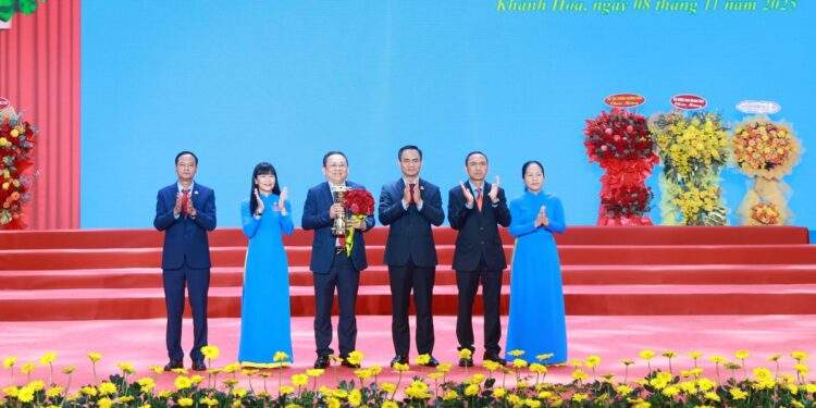 35 năm vững bước cùng kinh tế biển Việt Nam