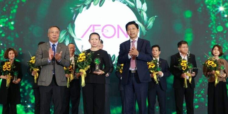AEON Vietnam recognised at VIR’s Sustainable Development Conference 2025