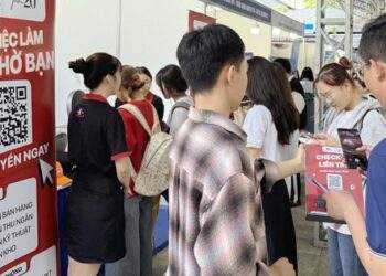 Bí mật giúp nhận việc nhanh hơn cả trăm hồ sơ online