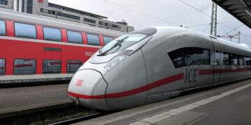 Billionaire Pham Nhat Vuong’s VinSpeed seeks to build $5.3B Hanoi-Ha Long Bay rail link