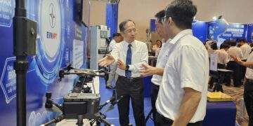 Cận cảnh "đội quân" không người lái của ngành điện Việt Nam