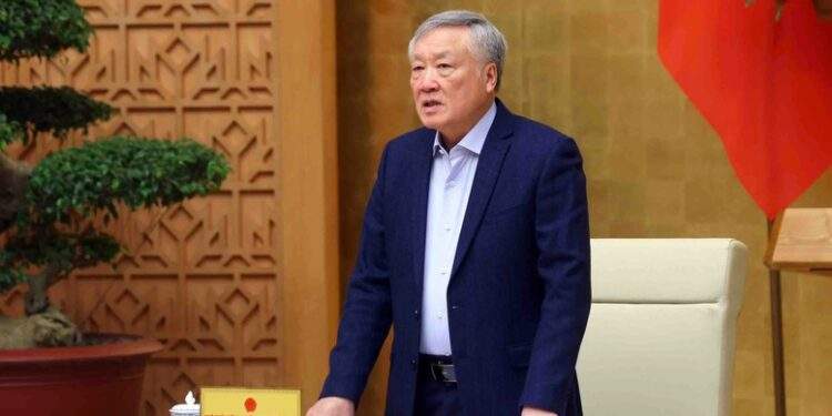 Phó Thủ tướng Thường trực Nguyễn Hoà Bình phát biểu tại phiên họp. Ảnh: VGP