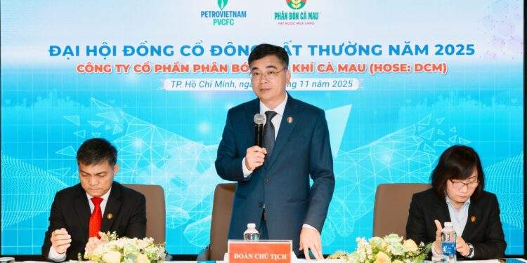 Công ty Phân bón Cà Mau họp bất thường, đưa ra nhiều quyết sách quan trọng