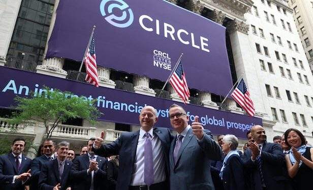 Công ty tiền điện tử và AI dẫn đầu tăng trưởng cổ phiếu tại thị trường IPO Mỹ - Ảnh 1